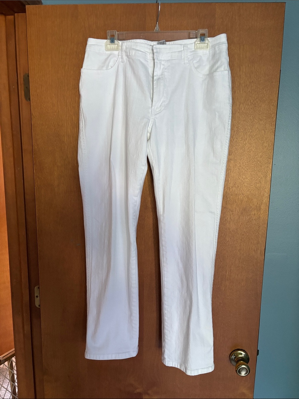 Chico's White Straight-Leg Women's Jeans
